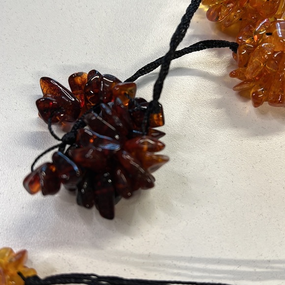 POLAND | Baltic Amber Necklace - Picture 5 of 8